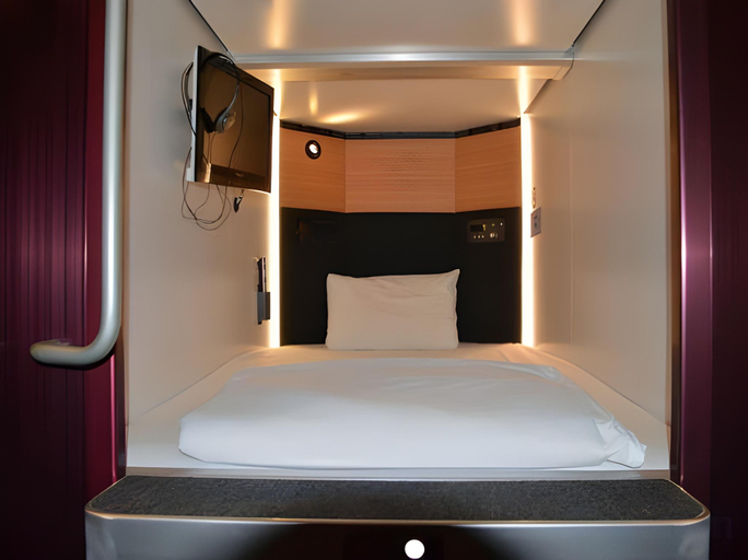 Bedroom 4, UENO STATION HOSTEL ORIENTAL II, Taitō
