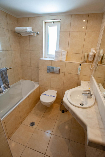 Bathroom 5, Rhodos Horizon Marina, South Aegean