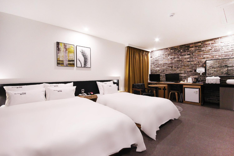 Bedroom 3, Pohang Mundeok Hotel XYM, Pohang