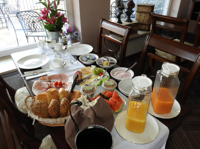 Food & Drinks 5, Villa Heidegluck fruher Hotel Villa Schneverdingen, Heidekreis