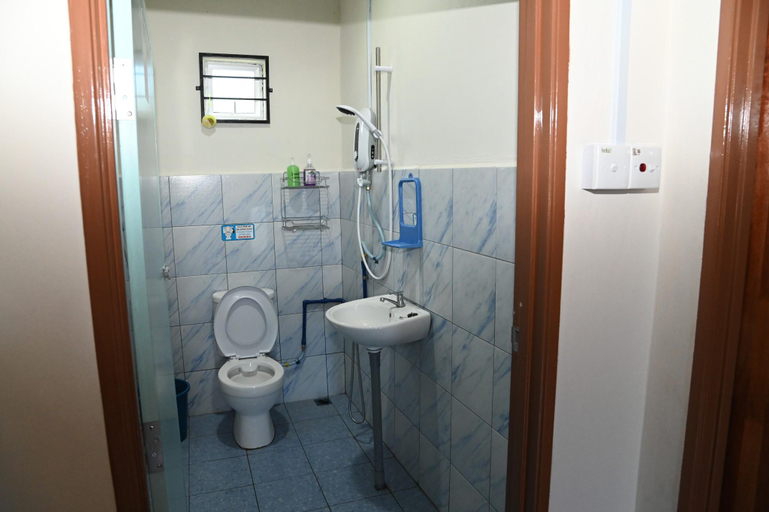 Bathroom 3, KRPV Homestay, Tambunan
