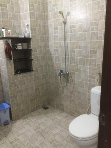 Bathroom 2, Homeshue, Huế