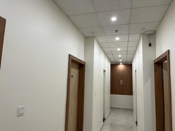Public Area 3, Hotel Satsang Grand, Varanasi