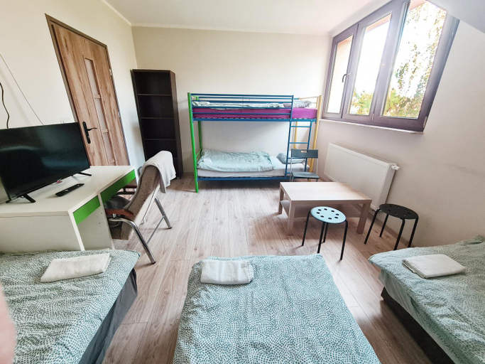 Others 2, W20 Hostel, Trzebnica
