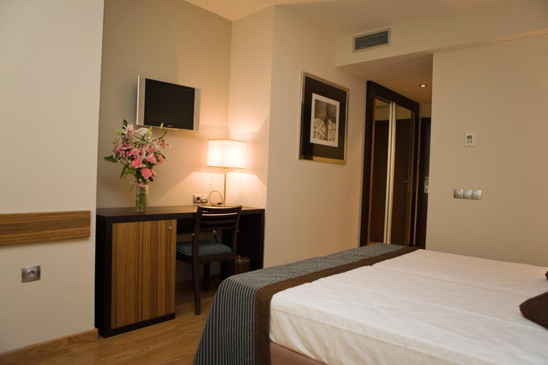 Bedroom, Hotel y Apartamentos Conilsol, Cádiz