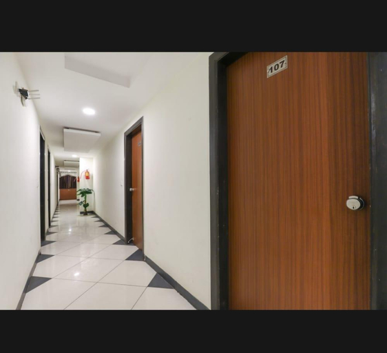Public Area 3, Hotel Everest - Changodar, Ahmadabad