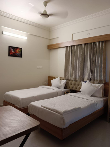 Bedroom 2, Krishna Inn , Bangalore