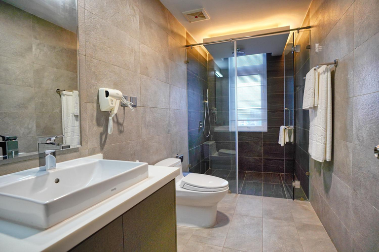 Bathroom 4, URBAN PALACE, Phnom Penh