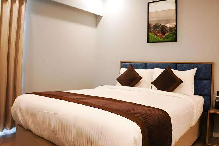 Bedroom 2, Dream Hotel, Bangalore