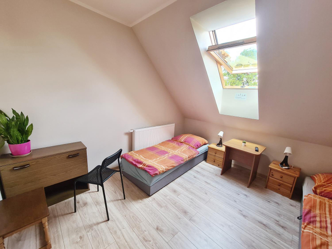 Others 4, W20 Hostel, Trzebnica