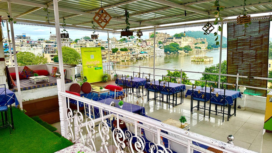 Food & Drinks 3, Jungle by sturmfrei Udaipur, Udaipur