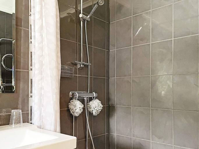 Bathroom 2, person holiday home in Karlskoga-By Traum, Karlskoga