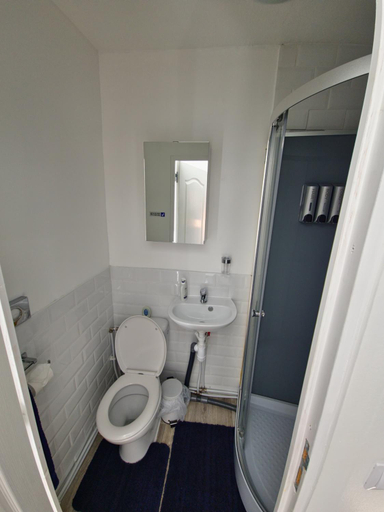 Others 3, Sycamore House, Haute-Vienne