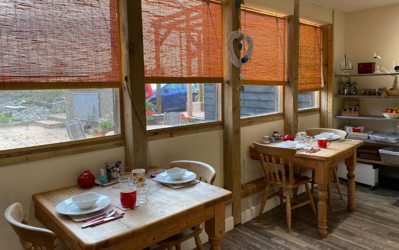 Food & Drinks 2, Hunstanton Beachside Glamping - Shepherd Huts & Bell Tents Dog Friendly, Cambridgeshire