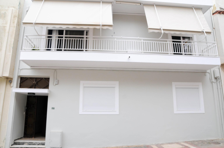Others 5, Maggie's Blissful Escape, Peloponnese