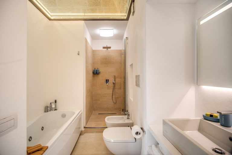 Bathroom, Masseria Monte Pizzuto - Le Case di Valentina, Brindisi