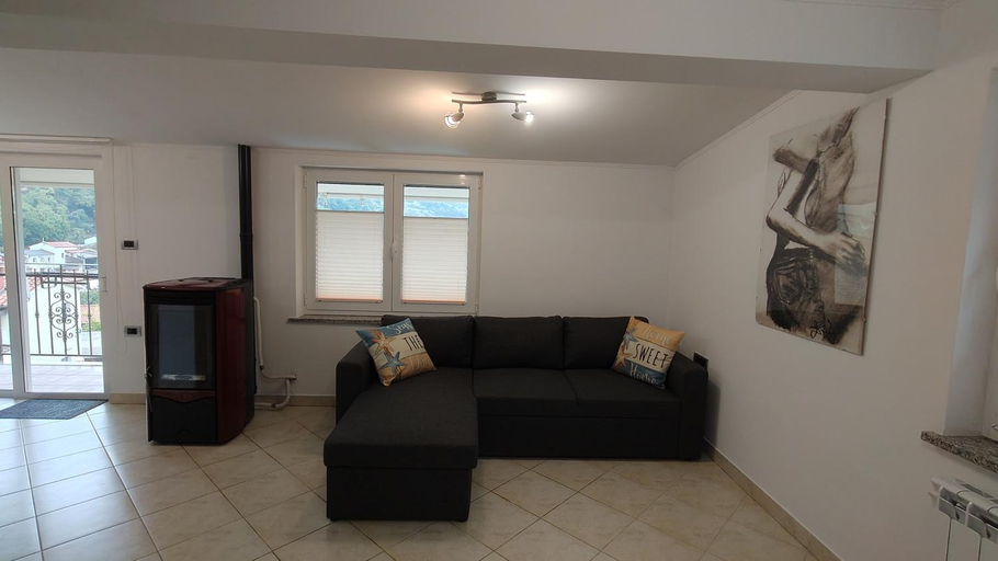 Others 4, Apartma Apollonio, Hrpelje-Kozina