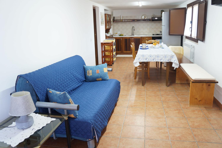 Others 3, Casa Vacanza da Sara, Trapani