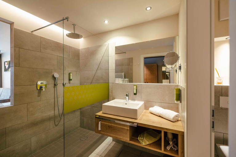 Bathroom 3, Hotel Pfeiss, Bolzano