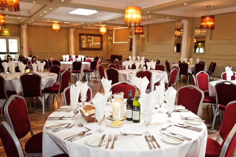 Food & Drinks 5, Germaines Hotel