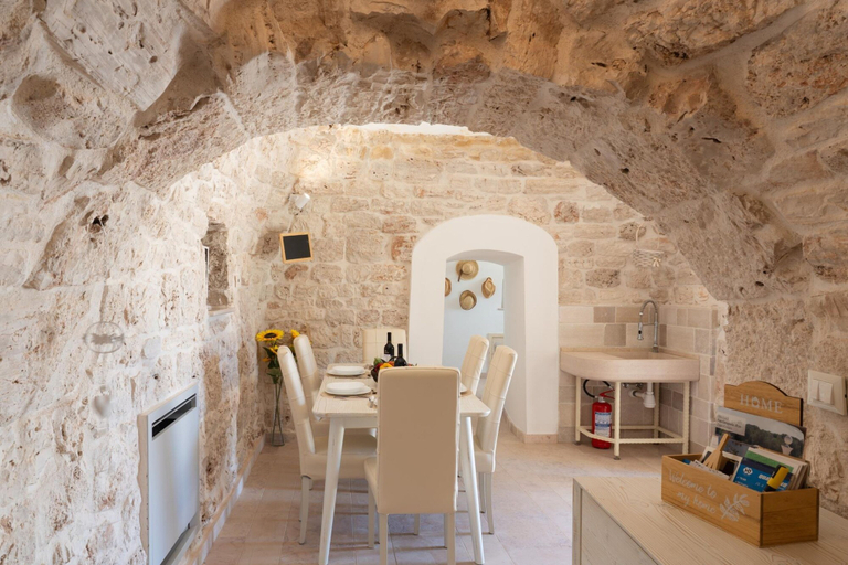 Room 5, Trulli Aletheia con Piscina Privata, Brindisi
