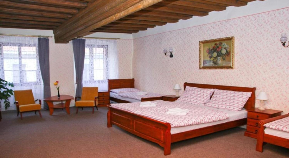 Bedroom, Mini Hotel Abraka & Apartments, Český Krumlov