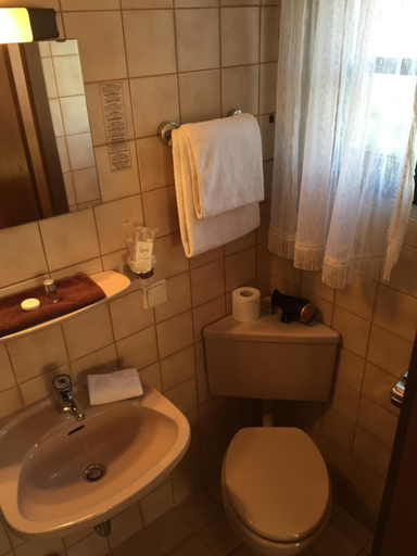 Bathroom 2, Landhaus Waldziegelhutte, Kusel