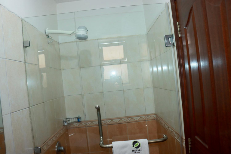 Bathroom 3, Melili Hotel, Starehe