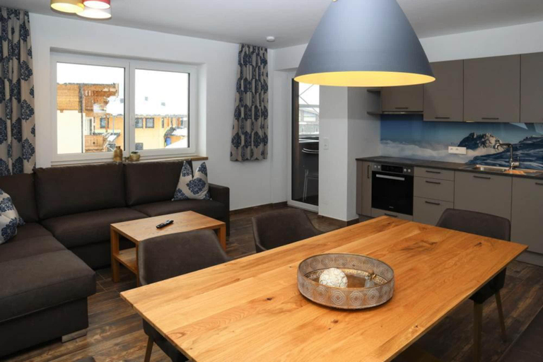 Others 4, Apartment in Bramberg near Cable Car, Zell am See