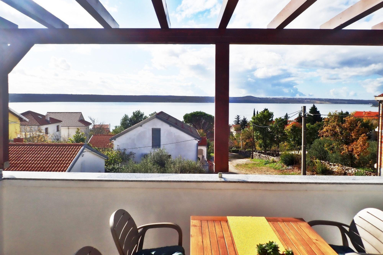 Others 4, Apartment in Maslenica with Sea View, Jasenice