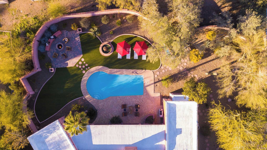 Exterior & Views 2, Charming 5bdr Hacienda w/ Pool, Fire Pit, Billiards La Casona by Avantstay, Maricopa