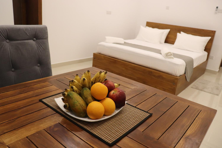 Bedroom 2, Marakolliya Beach Resort, Tangalle