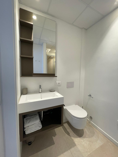 Others 4, Petit Hotel, Venezia