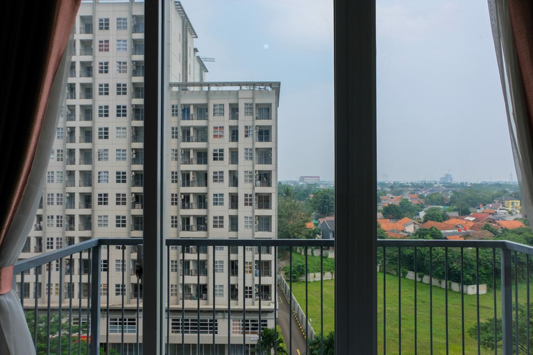 Others 4, Cozy 1BR at Casa De Parco Apartment By Travelio, Tangerang