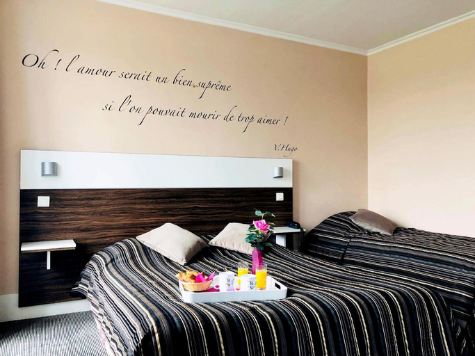 Bedroom 2, Hotel Les Bords De Seine, Val-d'Oise