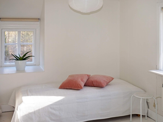 Bedroom 2, person holiday home in Hallabro, Ronneby