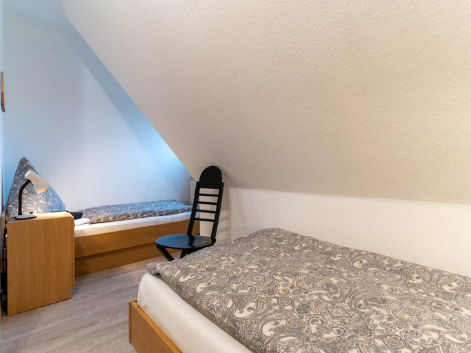 Others 4, Apartment mit Kamin in einer Eigentumswohnung, Nordfriesland