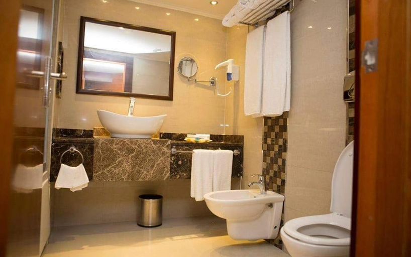 Bathroom, Cleopatra Nile Cruise, Luxor