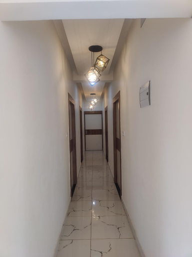 Others 5, Green Park, Chandauli