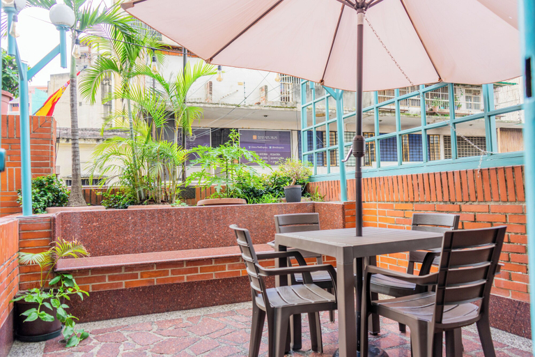 Food & Drinks 5, Hotel Grand Galaxie, Libertador