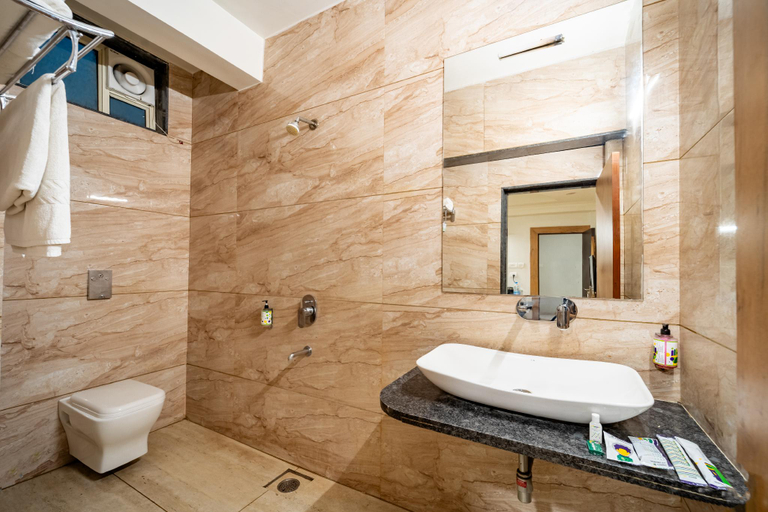 Bathroom 3, Treebo Kamal Regency, 100 Meters From Bhopal Junction Railway Station, Bhopal