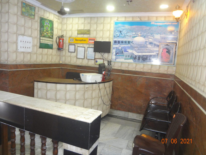 Others 3, Khaja Habib Hotel, Kolkata
