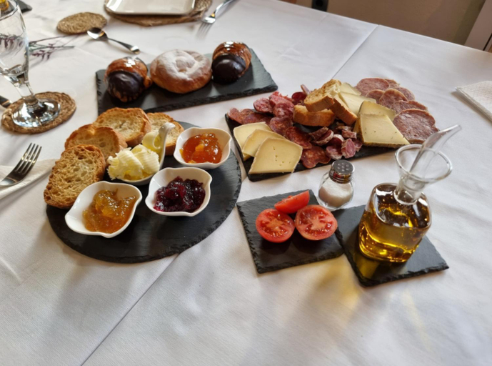 Food & Drinks, Hotel Rural L'Ortiga Blanca, Girona