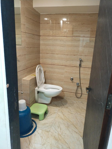 Bathroom 3, Hotel Heritage Gurukul, Ahmadabad