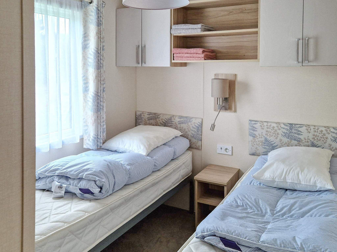 Bedroom 2, person holiday home in Tansoy-By Traum, Flora