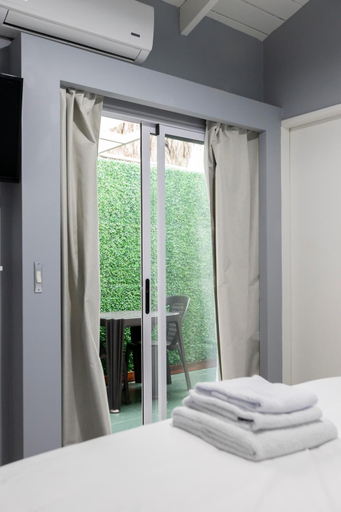 Bedroom 2, Gugasuites, Esteban Echeverría