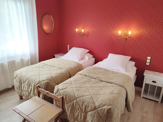 Bedroom 2, l'Auberge des Gourmets Hotel, Jura