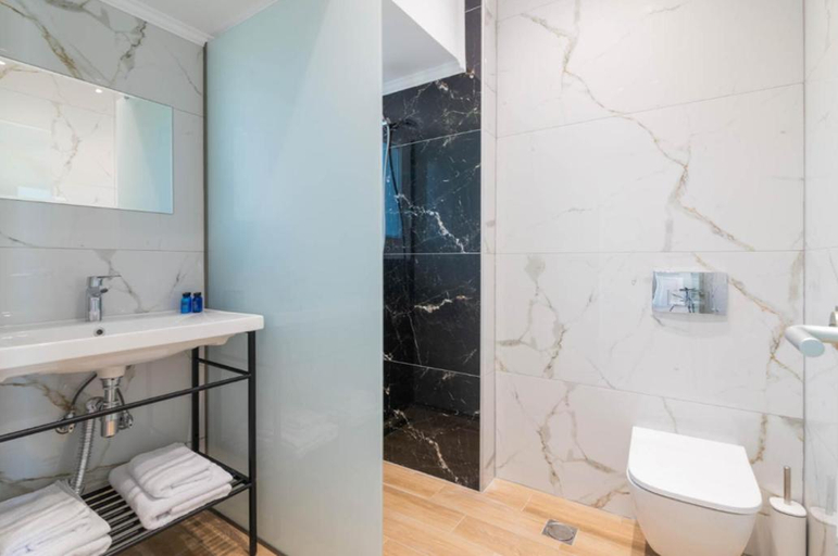 Bathroom 3, EluDes Seaside Suites, East Macedonia and Thrace
