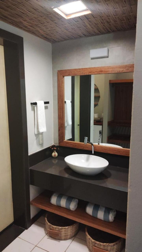 Bathroom 5, Aldeia do Mar Sensorial Hotel, Itacaré
