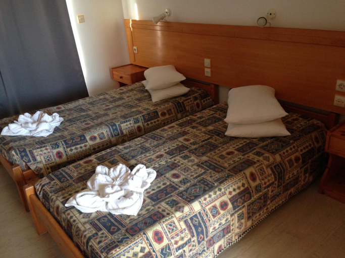 Bedroom 3, Pantheon, South Aegean